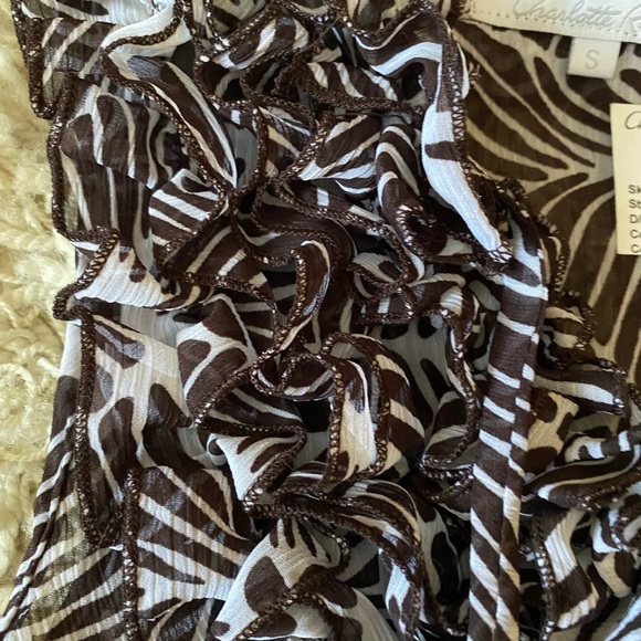 Charlotte Russe women’s top sleeveless blouse ruffled, size S - Picture 6 of 9